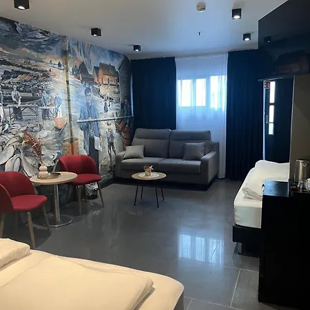 Hotel Duus By Keflavik Airport-3